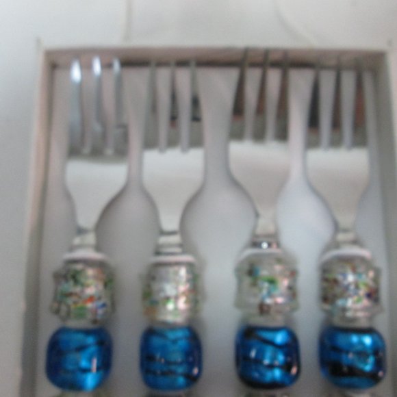 Wild Eye Designs Appetizer Art Glass small Forks silverware blue 2 Sets NEW NIB - Picture 8 of 9